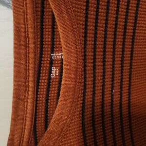 Women's GAP size small long sleeve top